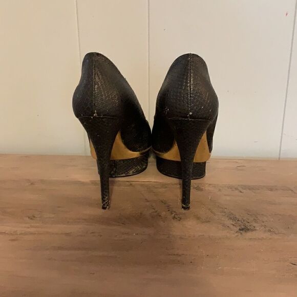 Enzo Angiolini Black & Gold Snakeskin Platform Heels Size 6.5 - Picture 4 of 4